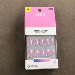 NEW KISS Glam Embellished Nails - Magnetic & Chrome Velvet Pink